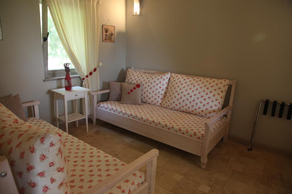 Mavikarga Bozcaada Bed & Breakfast Room photo