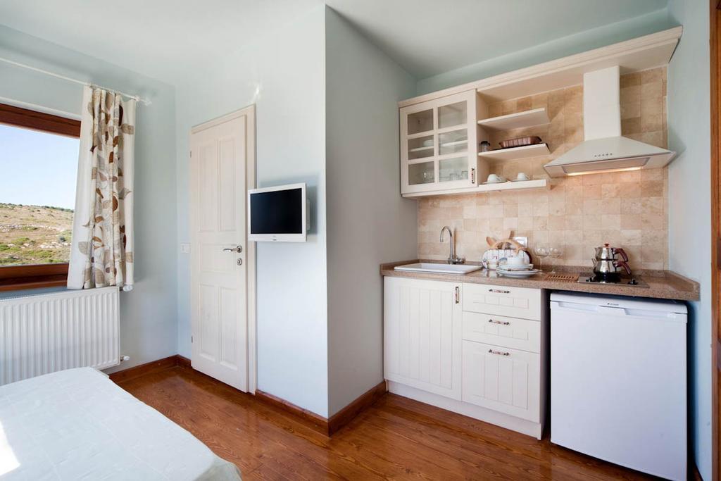 Mavikarga Bozcaada Bed & Breakfast Room photo